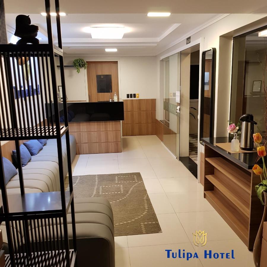 Tulipa Hotel Торес Екстериор снимка